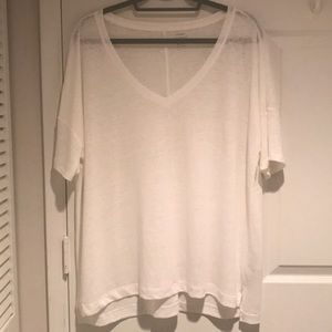 Old navy linen tee